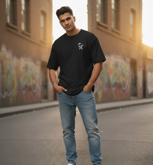 Dabbing Astronaut Men’s Oversized T-Shirt – Minimal Space Graphic Tee